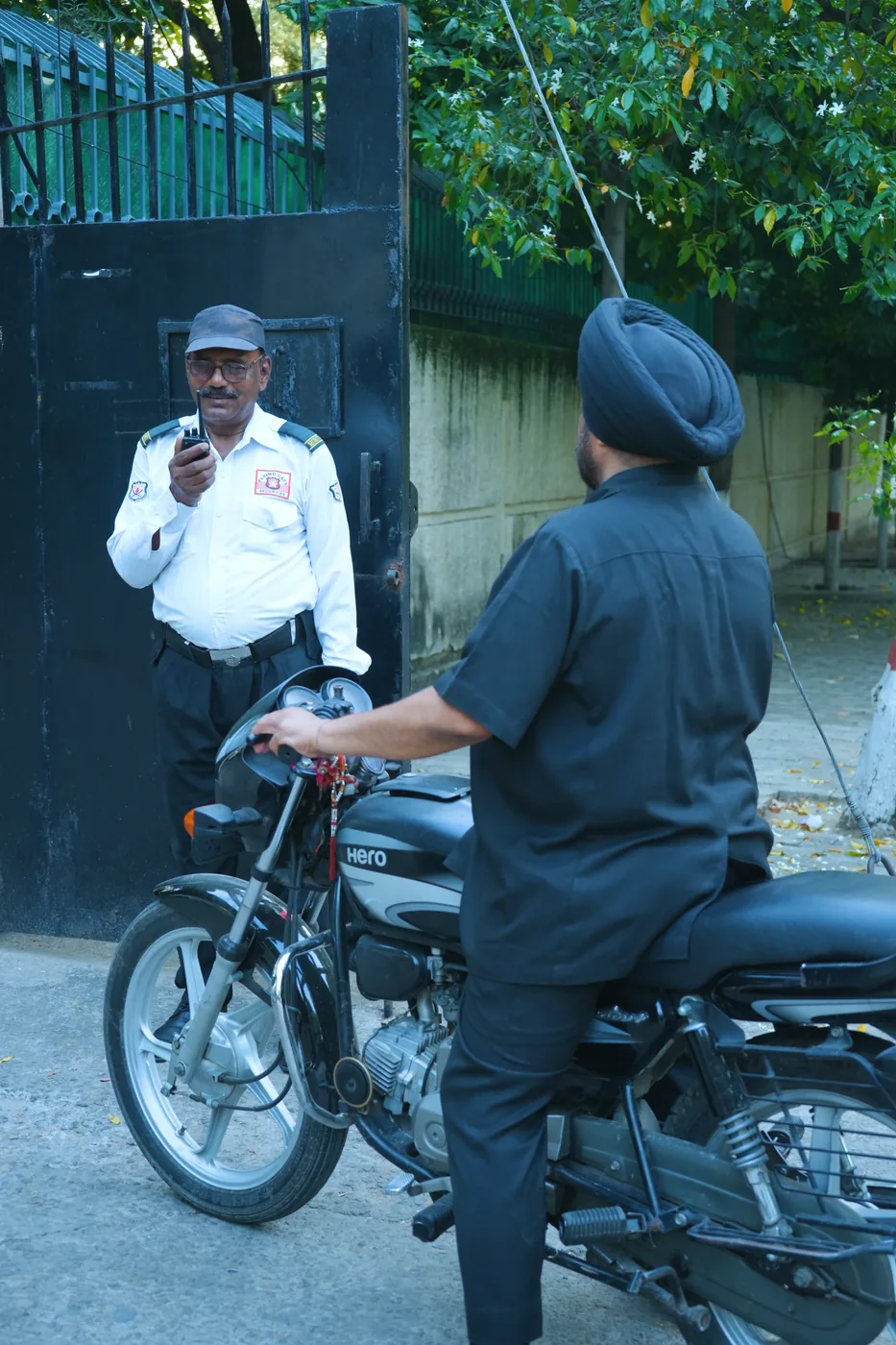 Gate clearance and entry monitoring